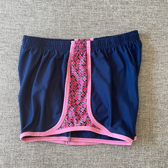 Leads & Co Shorts - Picture 2 of 2